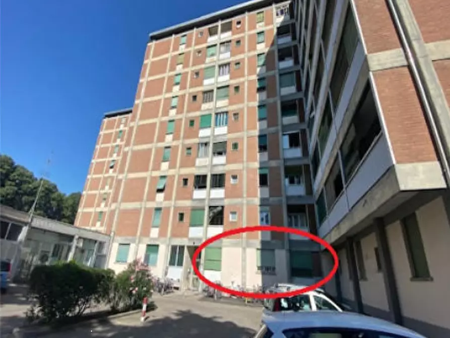 Immagine 1 di Appartamento in vendita  in Via Emilia Ospizio a Reggio Nell'emilia