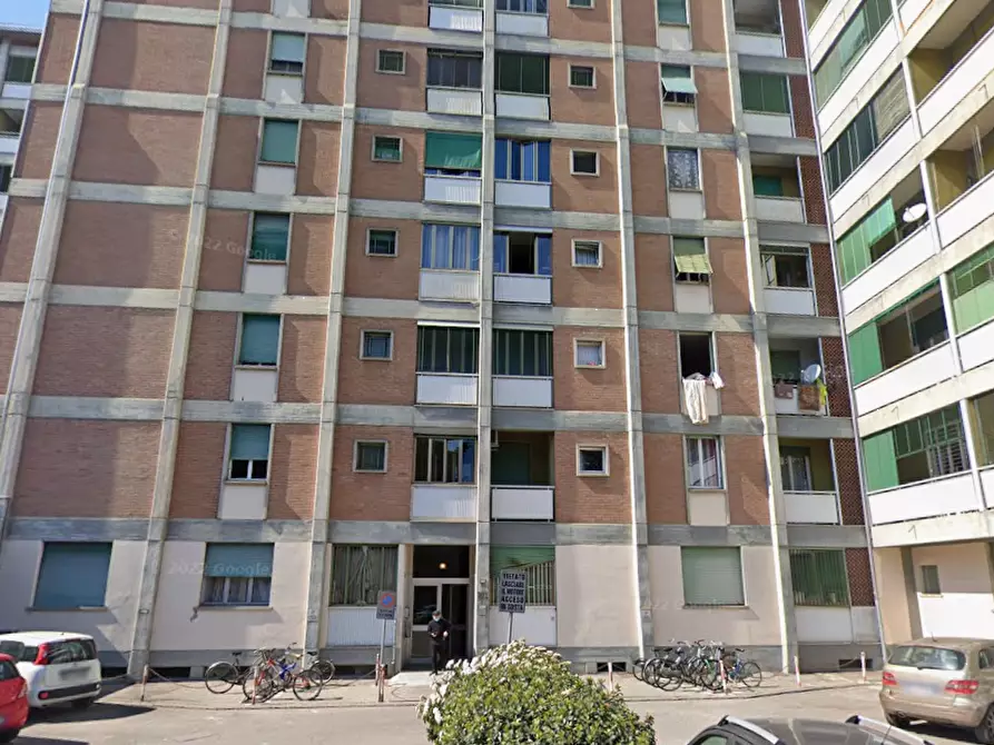Immagine 2 di Appartamento in vendita  in Via Emilia Ospizio a Reggio Nell'emilia