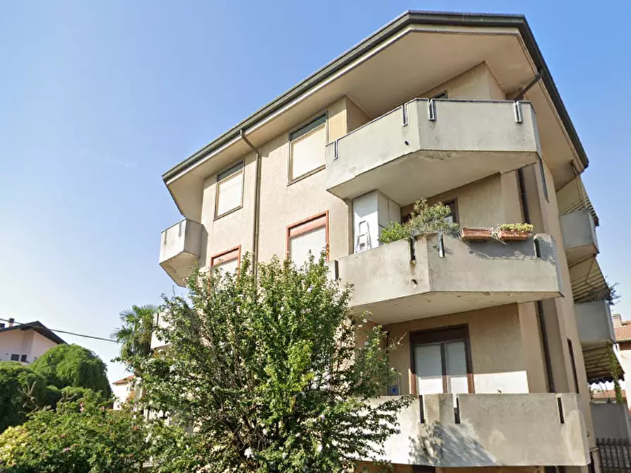 Immagine 4 di Appartamento in vendita  in Via Abbiategrasso a Cisliano