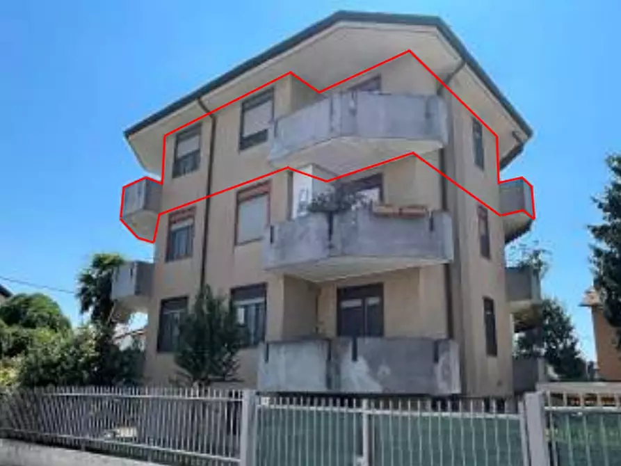 Immagine 14 di Appartamento in vendita  in Via Abbiategrasso a Cisliano