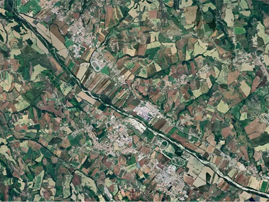 Immagine 8 di Garage in vendita  in Via Faleriense Est  a Montegiorgio