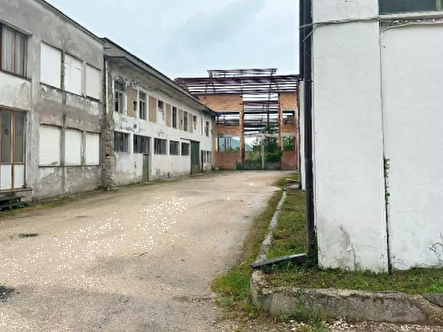 Immagine 1 di Capannone industriale in vendita  in contrada Caldarette di fermo a Fermo