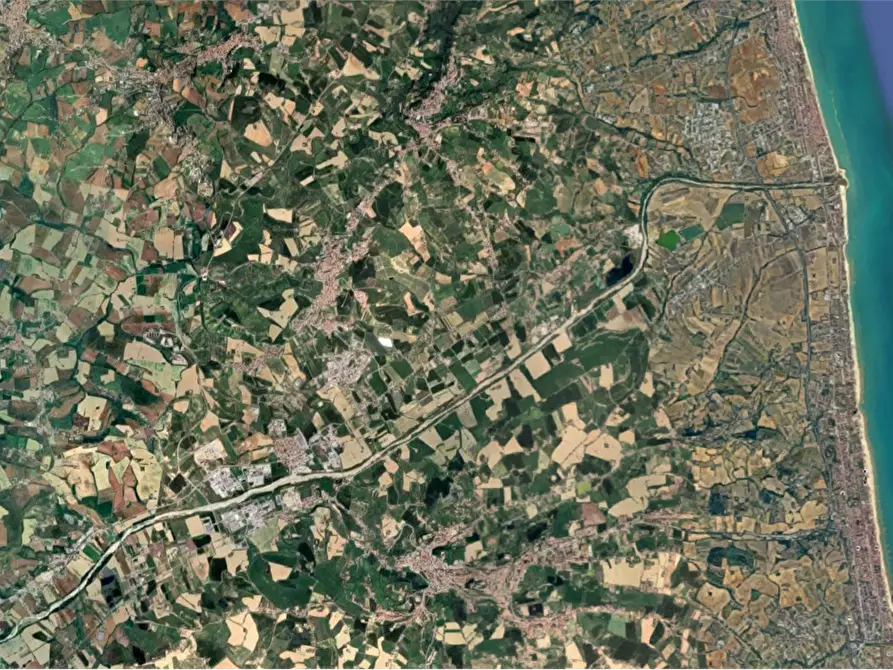 Immagine 13 di Magazzino in vendita  in Via Monte Grappa a Monte Urano