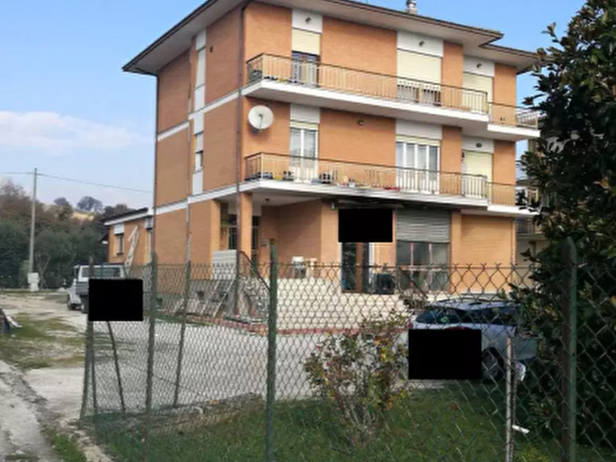 Immagine 6 di Garage in vendita  in Via Castrucciari a Montegiorgio