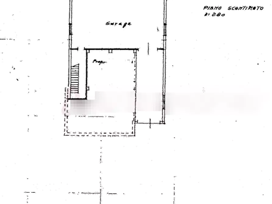Immagine 14 di Garage in vendita  in Via Castrucciari a Montegiorgio
