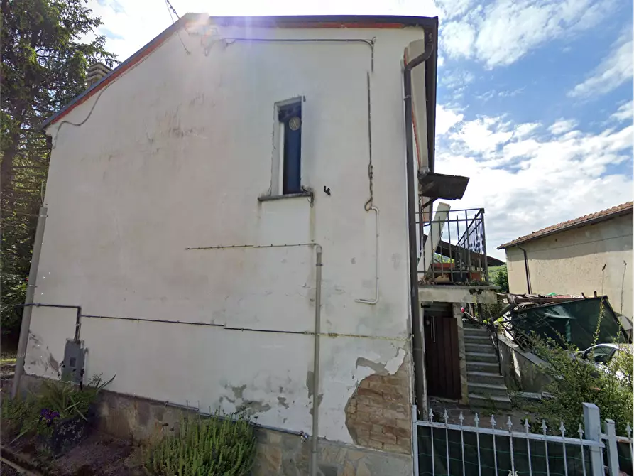 Immagine 2 di Villa in vendita  in Frazione Rossone a Zavattarello