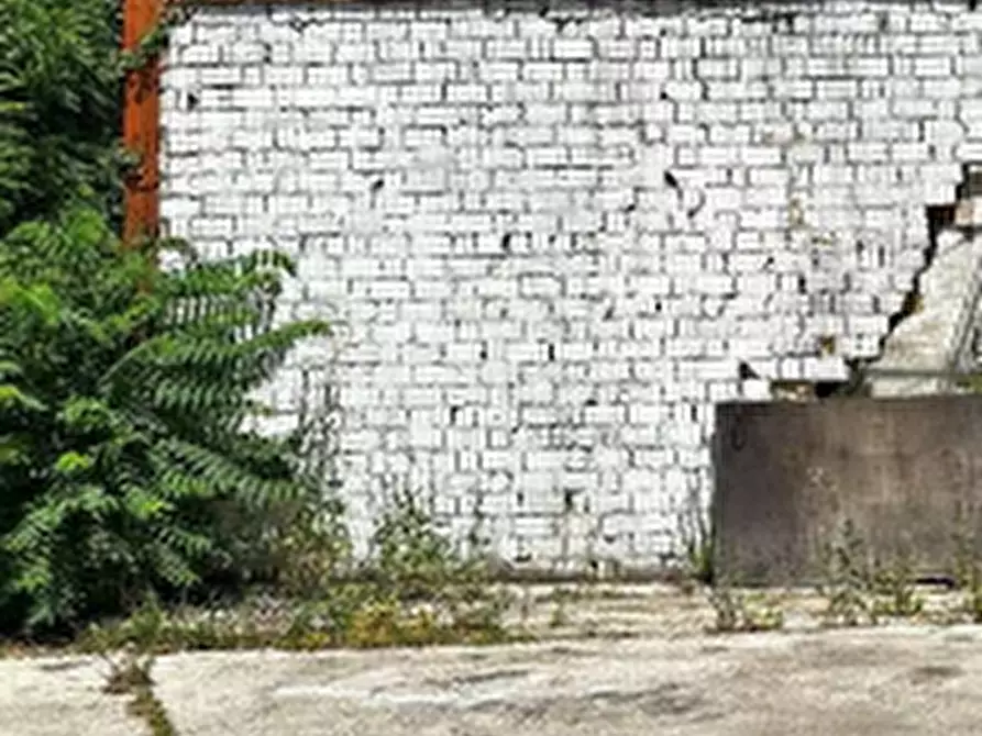 Immagine 10 di Capannone industriale in vendita  in Contrada Caldarette di Fermo a Fermo