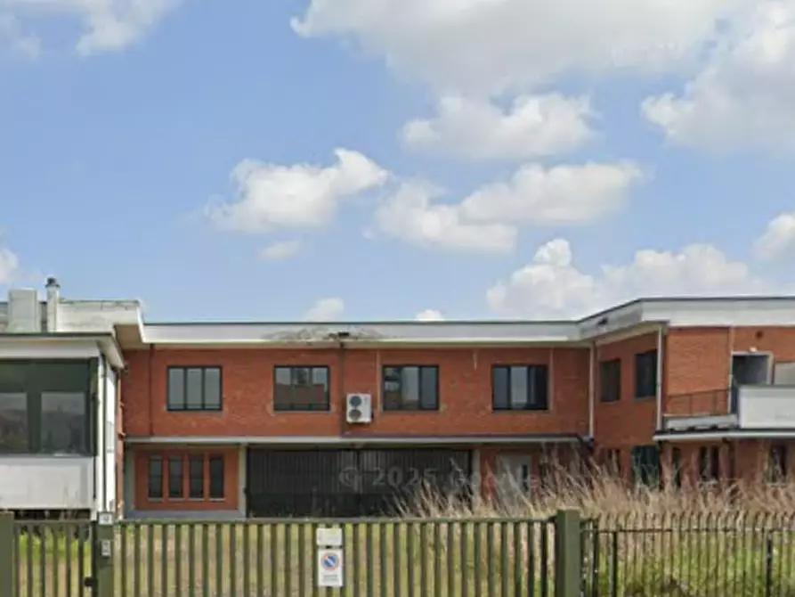 Immagine 3 di Ufficio in vendita  in Viale Industria a Cilavegna