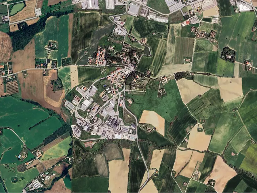 Immagine 2 di Garage in vendita  in Via Monte Bove a Montegranaro