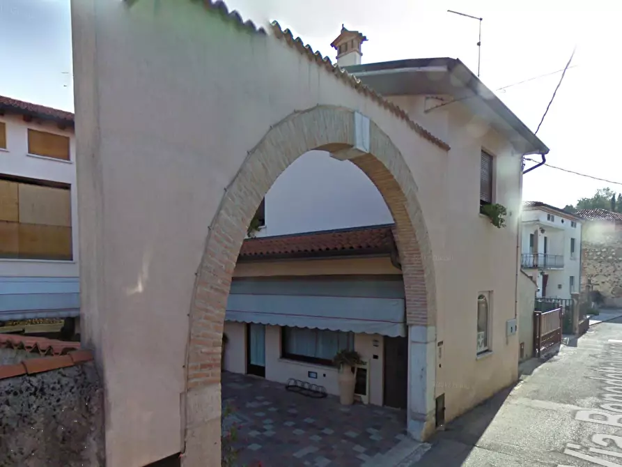 Immagine 6 di Negozio in vendita  in Via Benedetto Croce a Chiuppano