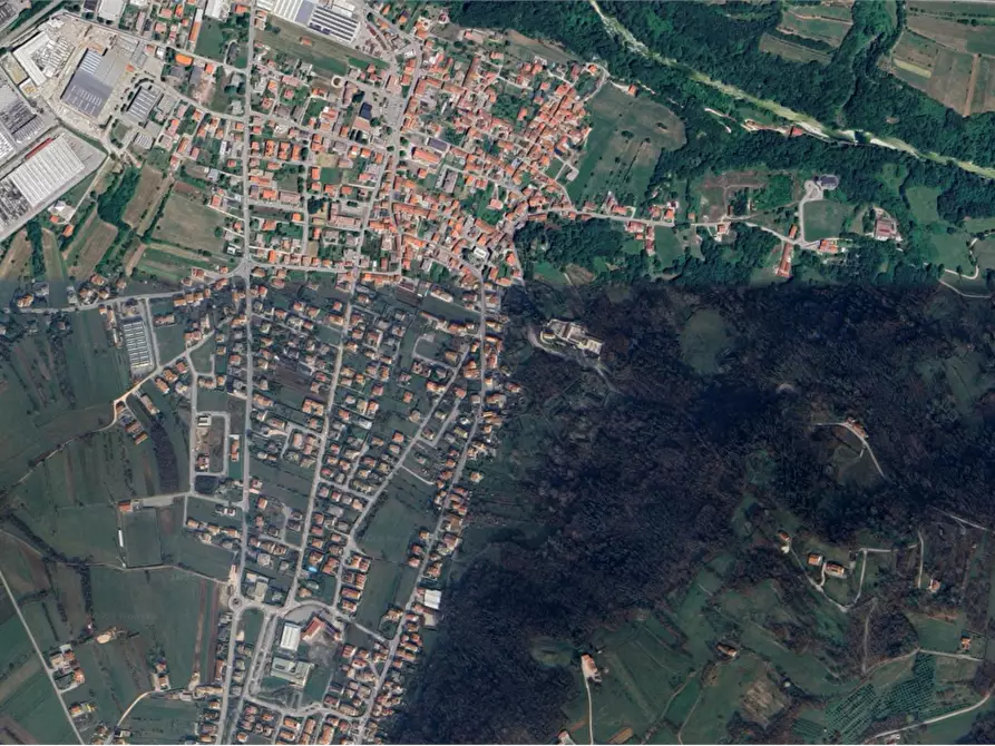 Immagine 14 di Negozio in vendita  in Via Benedetto Croce a Chiuppano