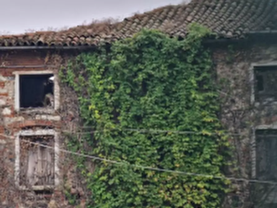 Immagine 4 di Rustico / casale in vendita  in Via Cesare Battisti a San Vito Di Leguzzano
