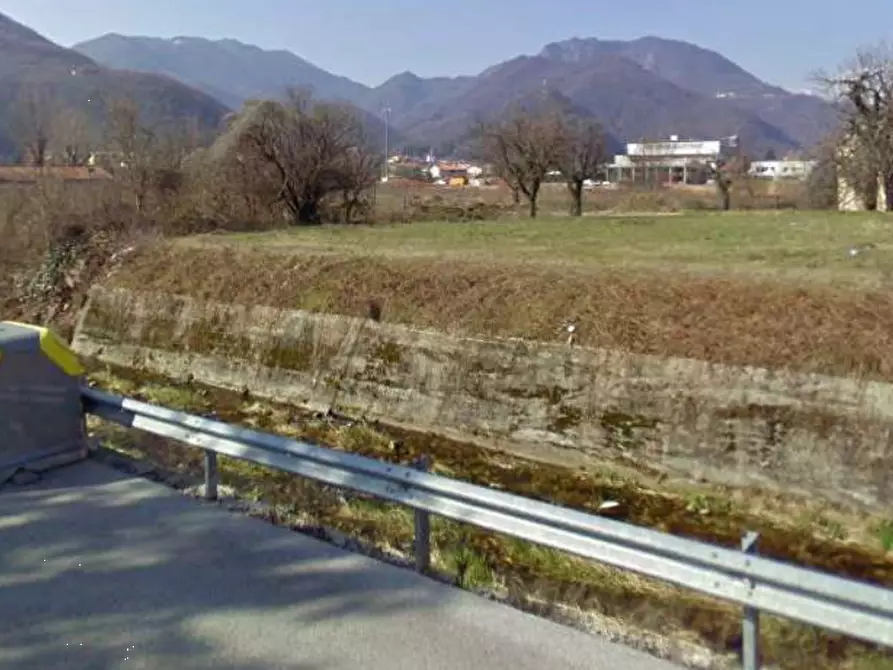 Immagine 3 di Terreno edificabile in vendita  in Via Riva del Cristo Schio a Schio