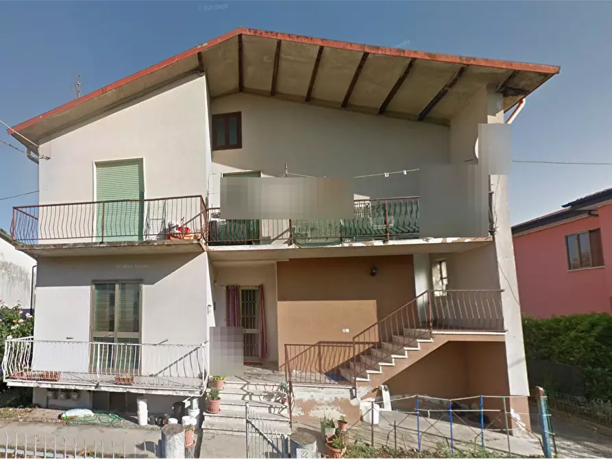 Immagine 5 di Appartamento in vendita  in Via Giuseppe Garibaldi a Montebello Vicentino