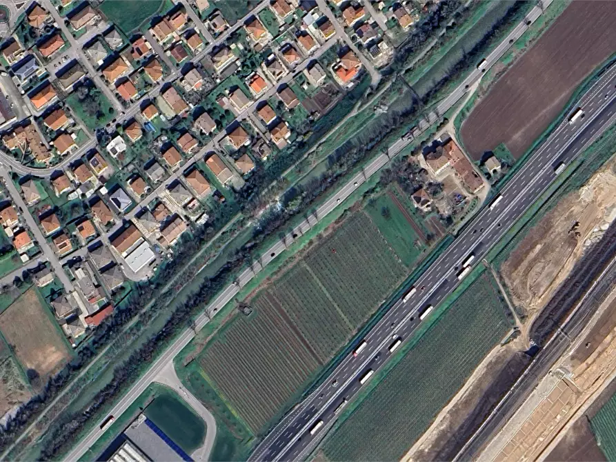 Immagine 13 di Appartamento in vendita  in Via Giuseppe Garibaldi a Montebello Vicentino