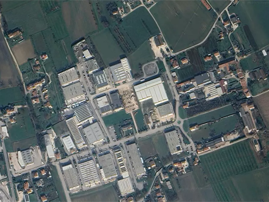 Immagine 10 di Magazzino in vendita  in Via Isaac Newton a Malo