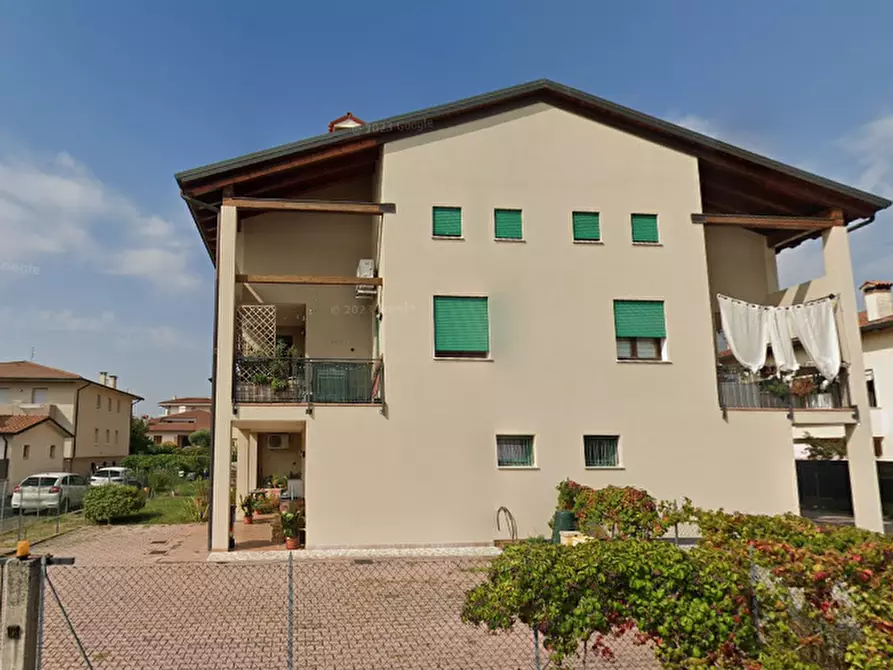 Immagine 9 di Appartamento in vendita  in Via Generale Dalla Chiesa a Bolzano Vicentino