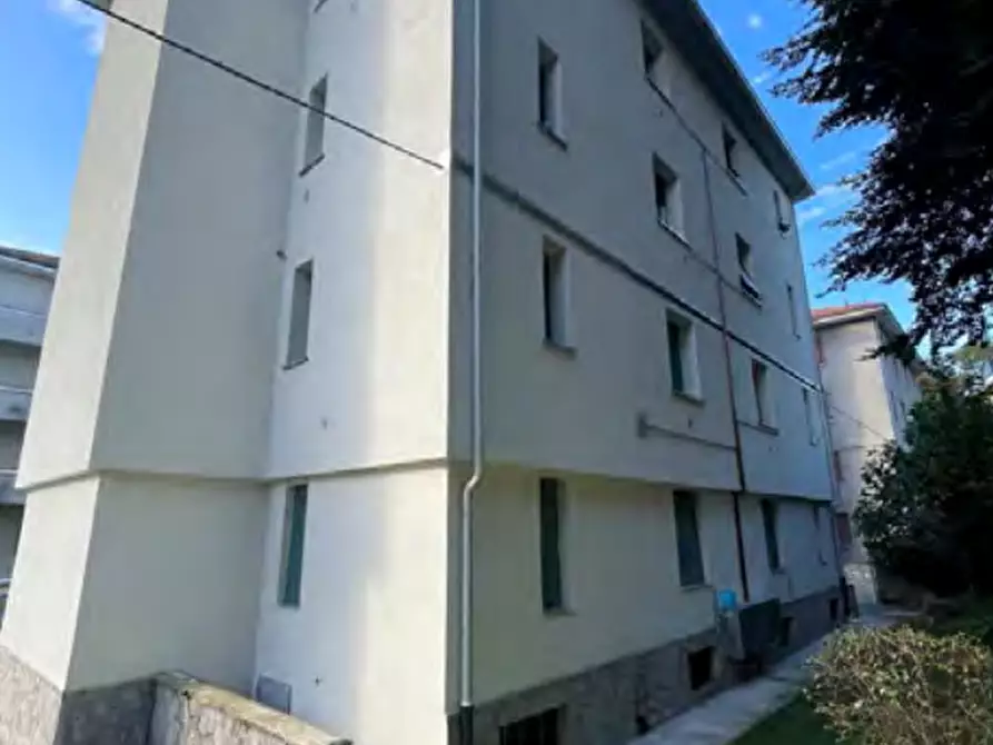 Immagine 1 di Appartamento in vendita  in Via Montessori a Como