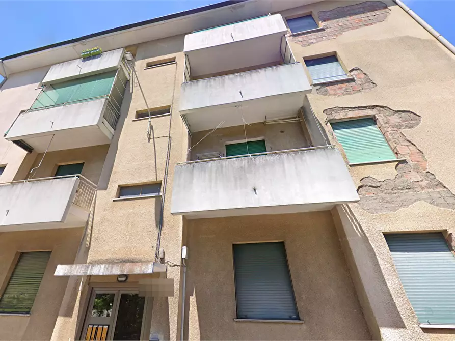 Immagine 7 di Appartamento in vendita  in Via Montessori a Como