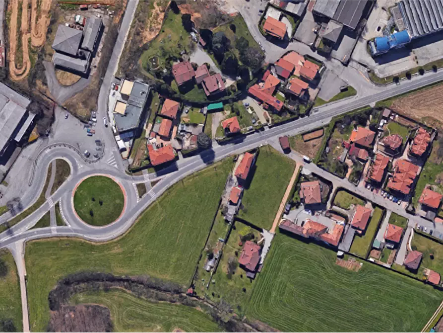 Immagine 14 di Appartamento in vendita  in Viale Varese a Binago