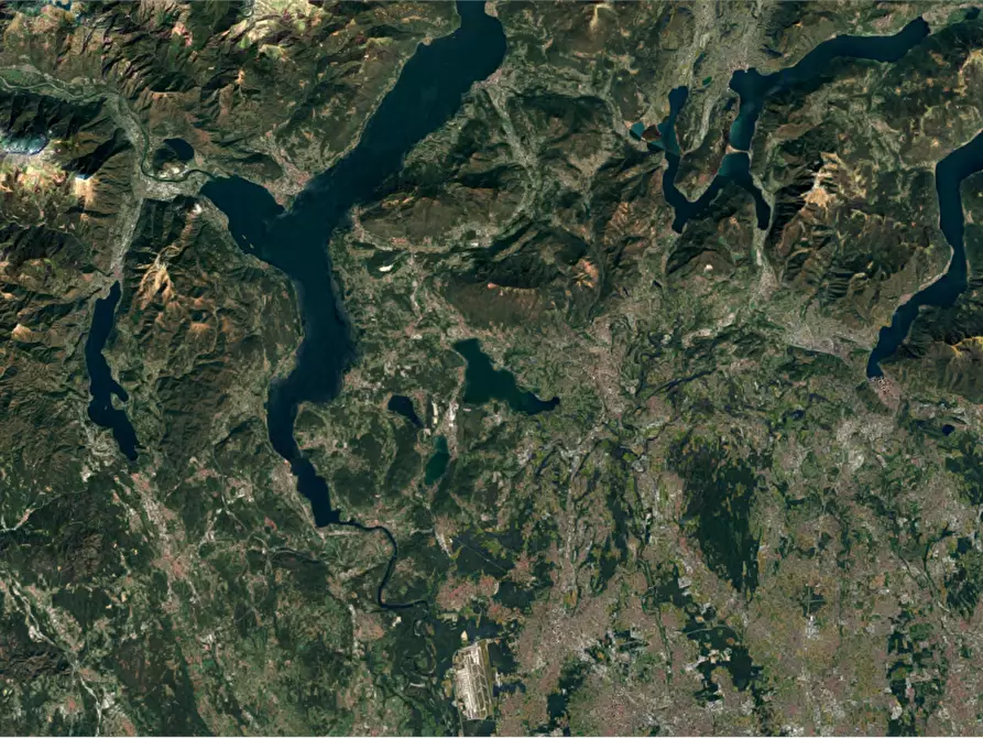 Immagine 19 di Casa indipendente in vendita  in Via Roncaccio a Cocquio-Trevisago