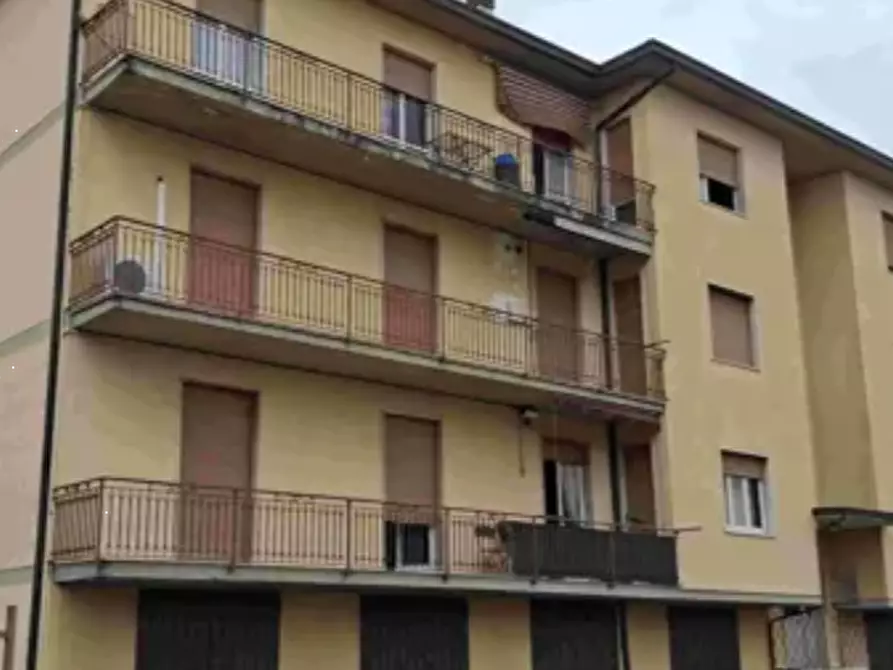 Immagine 1 di Appartamento in vendita  in Via Roma a Grumello Del Monte