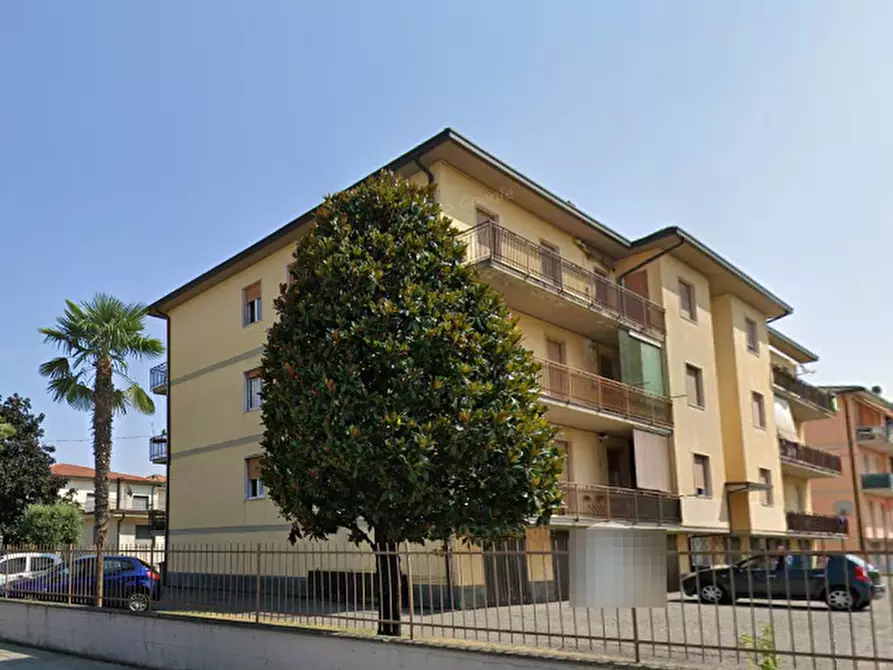 Immagine 2 di Appartamento in vendita  in Via Roma a Grumello Del Monte