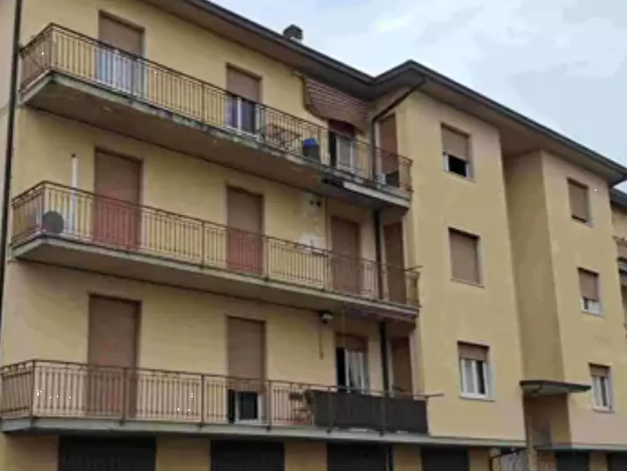 Immagine 9 di Appartamento in vendita  in Via Roma a Grumello Del Monte