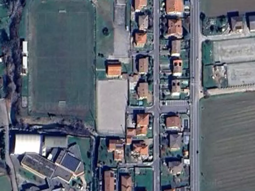 Immagine 7 di Garage in vendita  in Via A. Manzoni a Chignolo D'isola