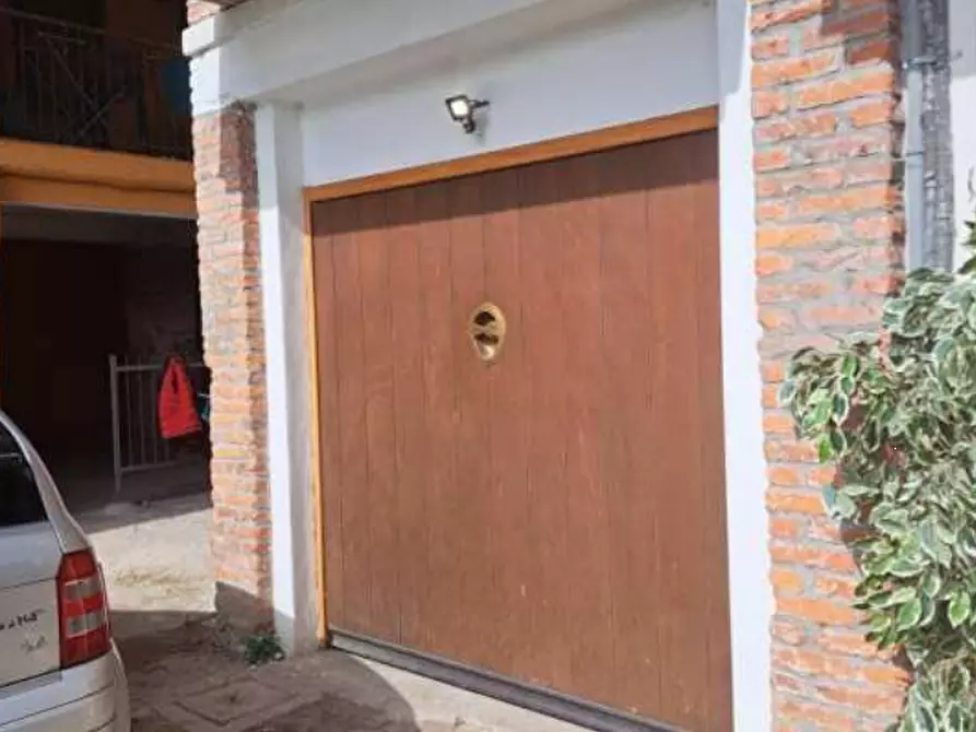 Immagine 4 di Appartamento in vendita  in Via Roma a Brebbia