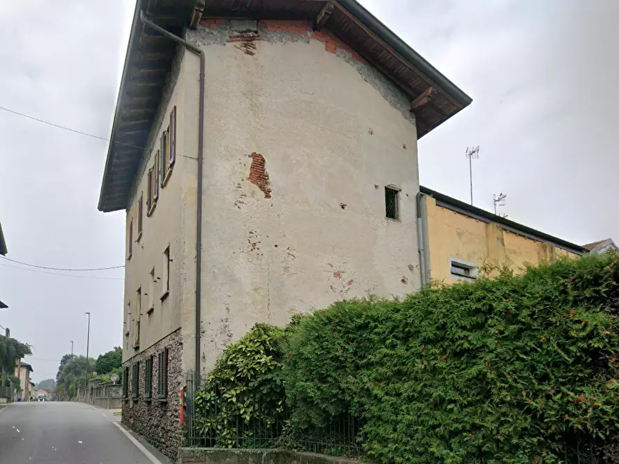 Immagine 6 di Appartamento in vendita  in Via Roma a Brebbia