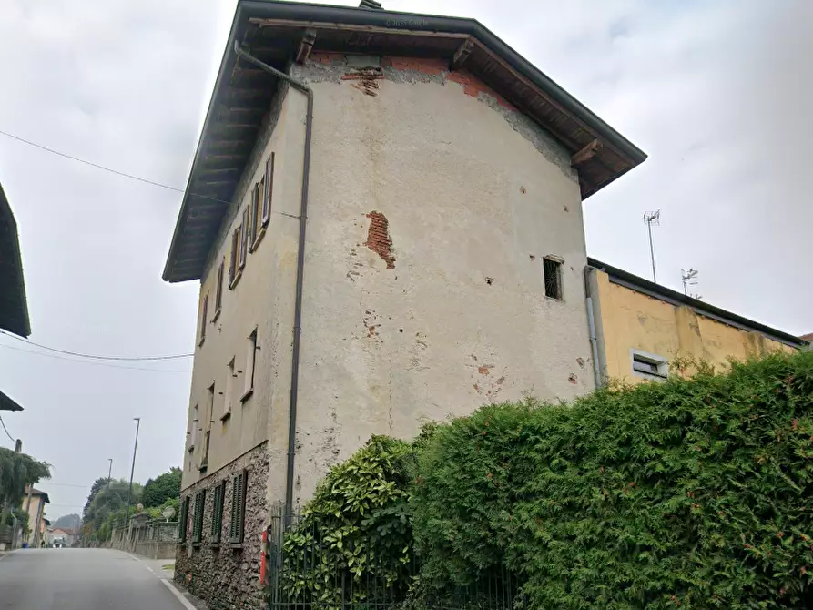 Immagine 7 di Appartamento in vendita  in Via Roma a Brebbia