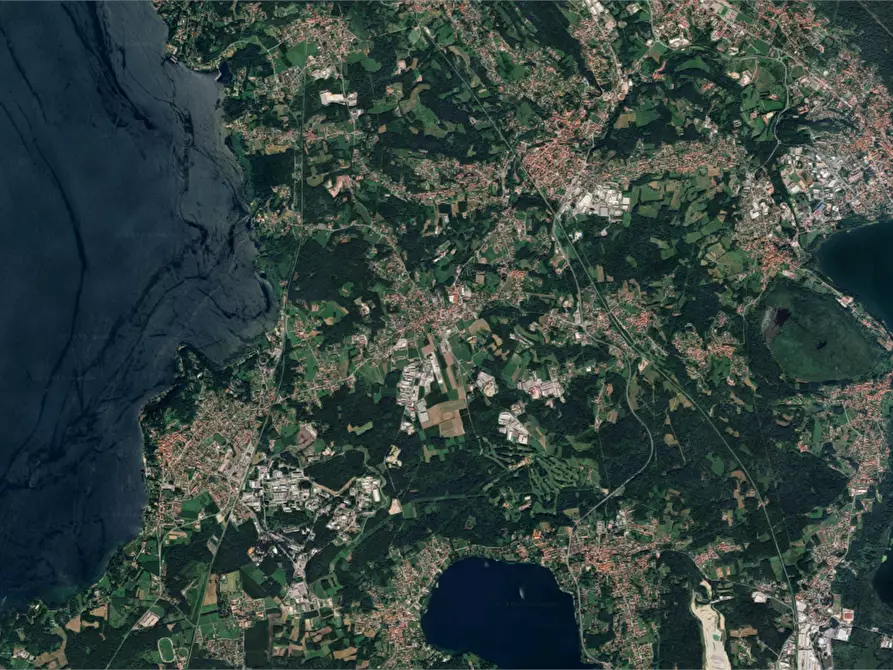 Immagine 18 di Appartamento in vendita  in Via Roma a Brebbia