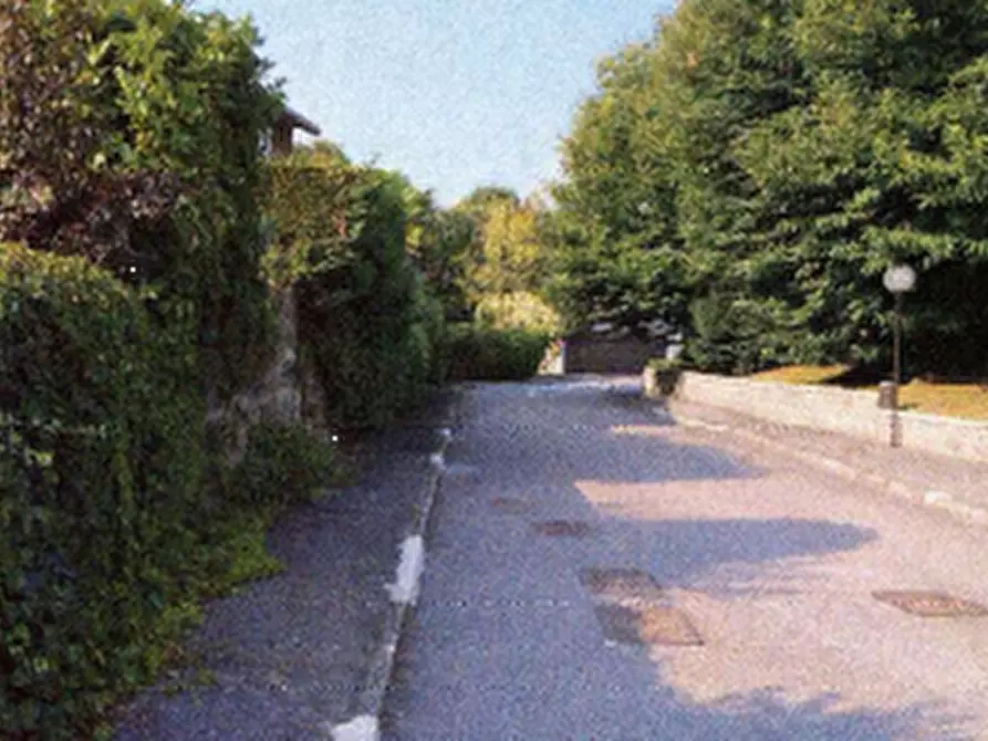 Immagine 5 di Appartamento in vendita  in Via Fermi a Bregano