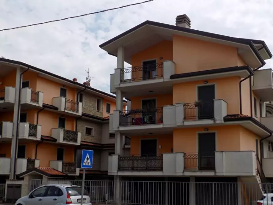 Immagine 2 di Appartamento in vendita  in Via Francesca a Caravaggio