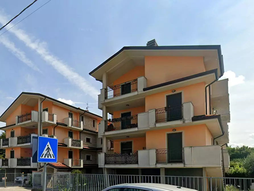 Immagine 1 di Appartamento in vendita  in Via Francesca a Caravaggio