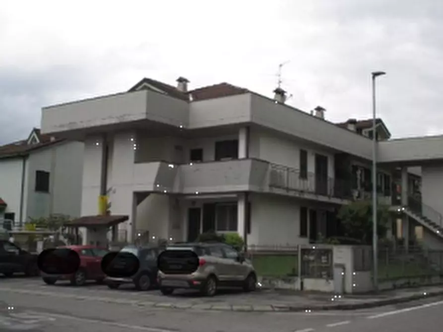 Immagine 4 di Appartamento in vendita  in Via della Malpensata a Romano Di Lombardia