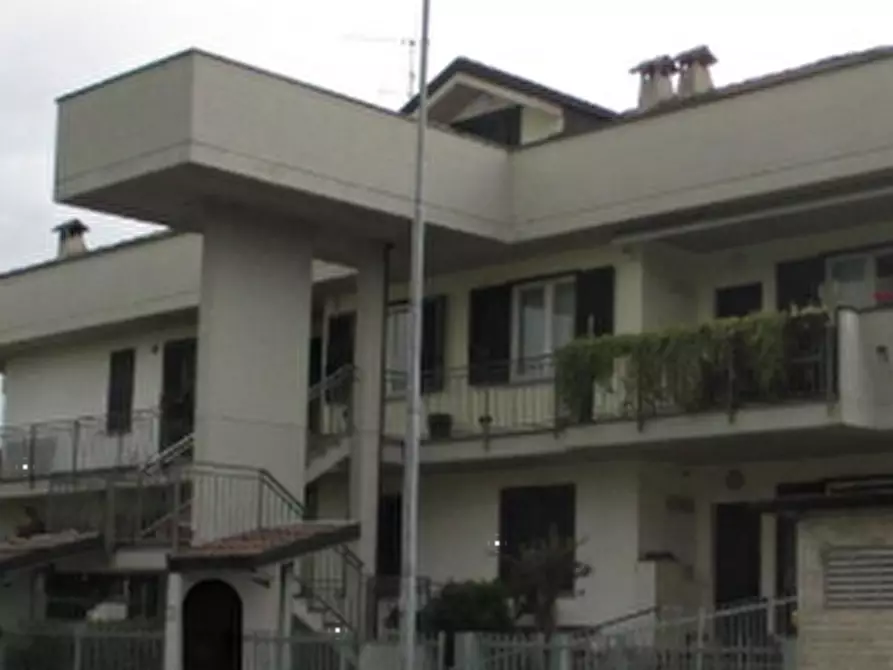 Immagine 12 di Appartamento in vendita  in Via della Malpensata a Romano Di Lombardia