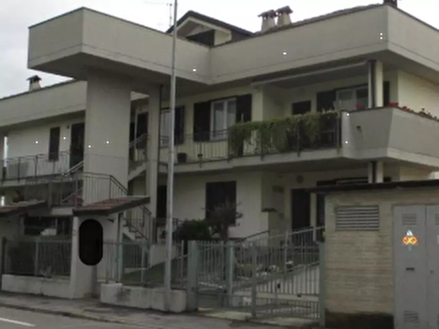 Immagine 13 di Appartamento in vendita  in Via della Malpensata a Romano Di Lombardia