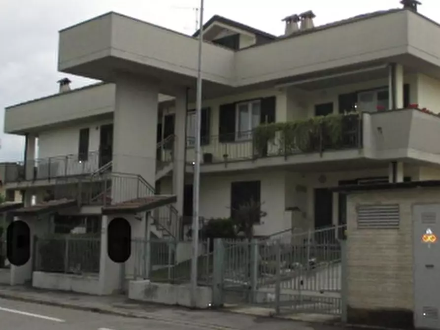 Immagine 14 di Appartamento in vendita  in Via della Malpensata a Romano Di Lombardia