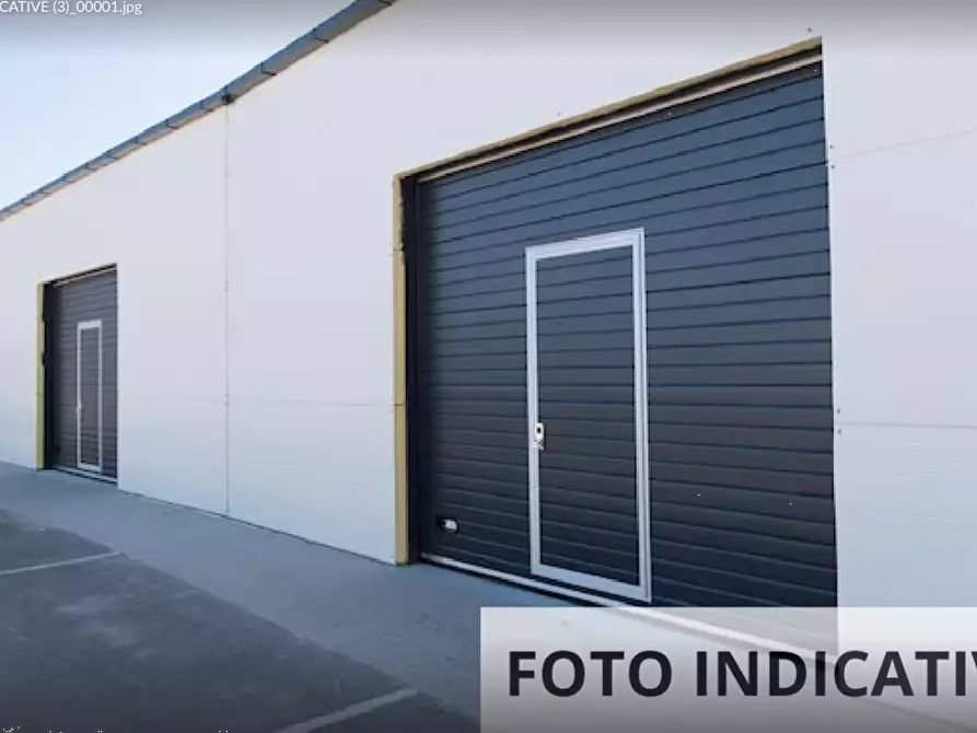 Immagine 6 di Garage in vendita  in Via della Malpensata a Romano Di Lombardia