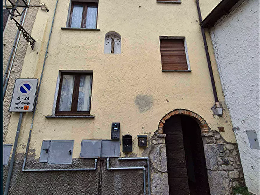 Immagine 2 di Appartamento in vendita  in Via Castello a Casazza