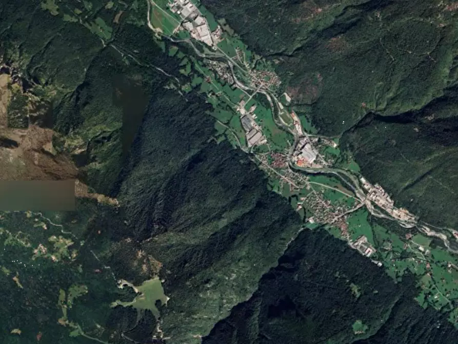 Immagine 1 di Terreno agricolo in vendita  in Cortenova a Cortenova