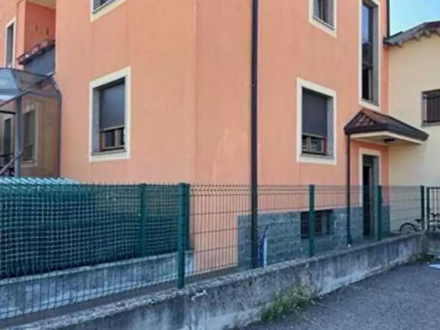 Immagine 5 di Ufficio in vendita  in Via Achille Grandi a Cantù