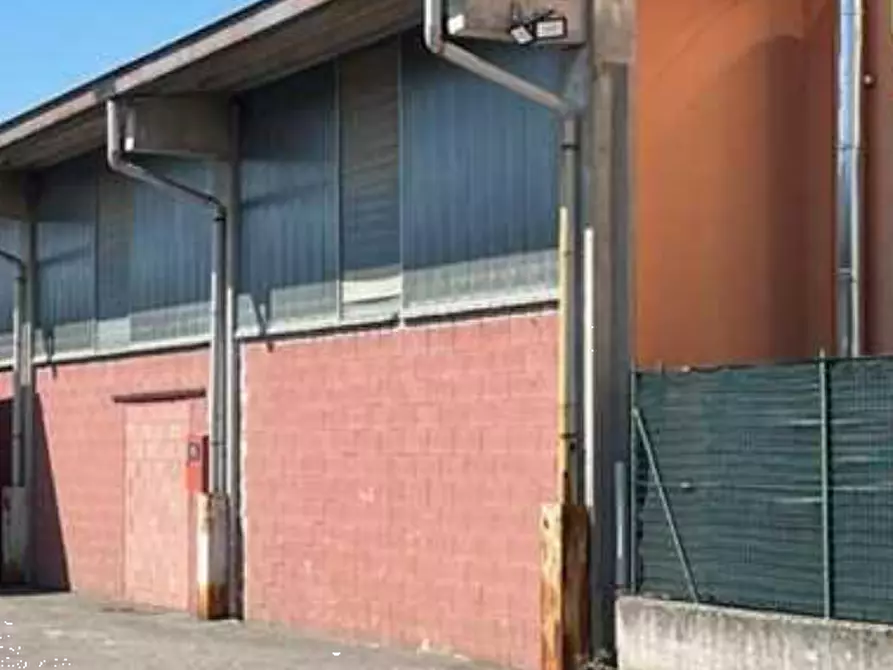 Immagine 7 di Ufficio in vendita  in Via Achille Grandi a Cantù