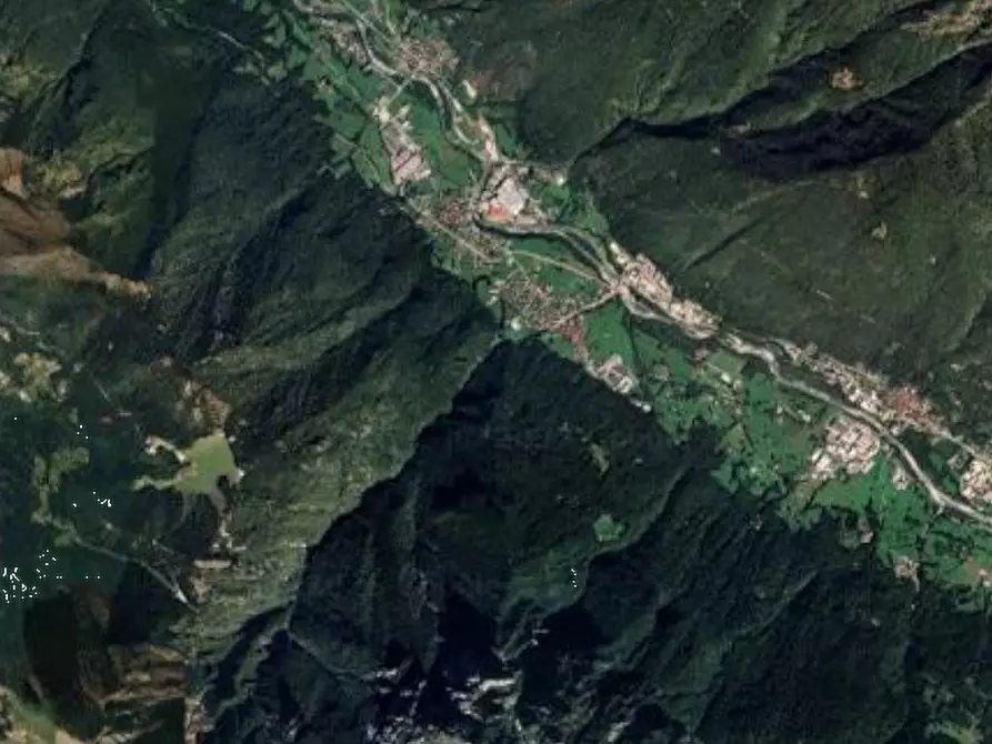 Immagine 10 di Magazzino in vendita  in Via Alessandro Volta a Cortenova