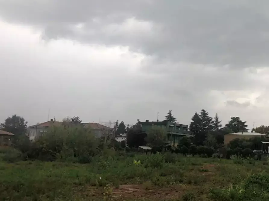 Immagine 16 di Terreno edificabile in vendita  in Via Luigi Cadorna a Carugo