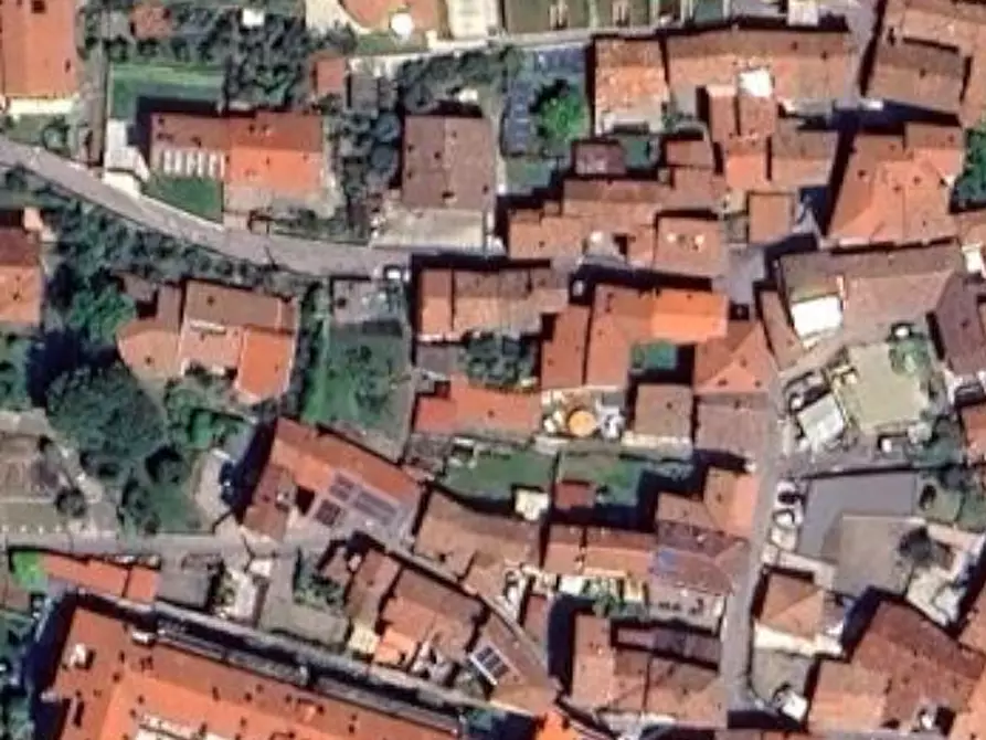 Immagine 19 di Appartamento in vendita  in Via Plazza a Predore