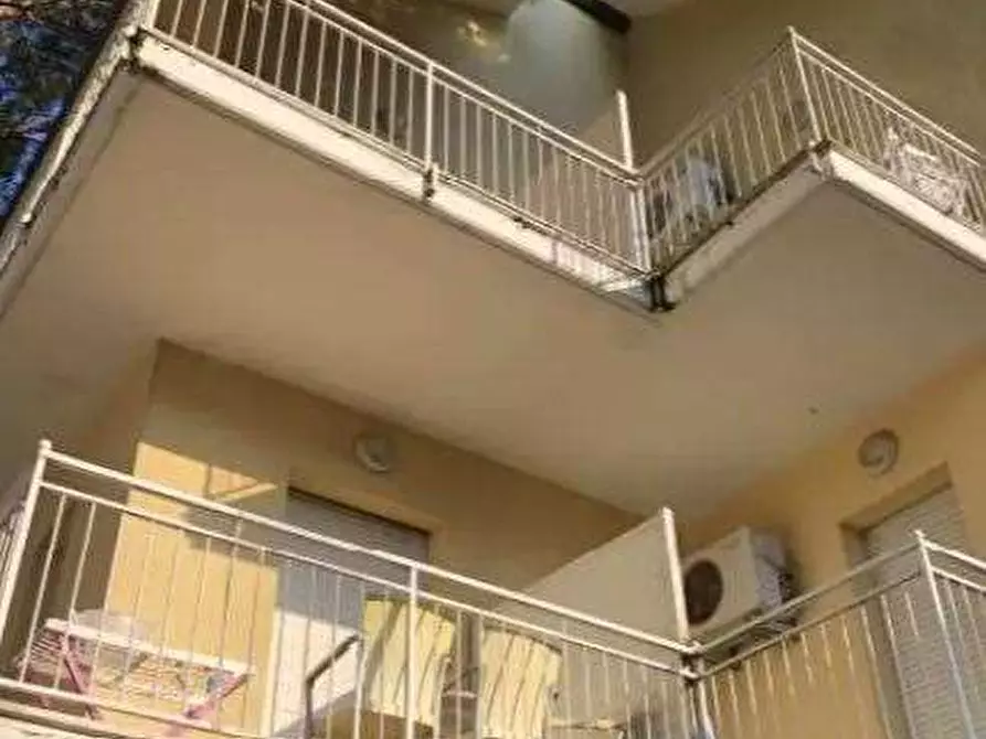 Immagine 2 di Stabile in vendita  in Via XIII Traversa a Cervia