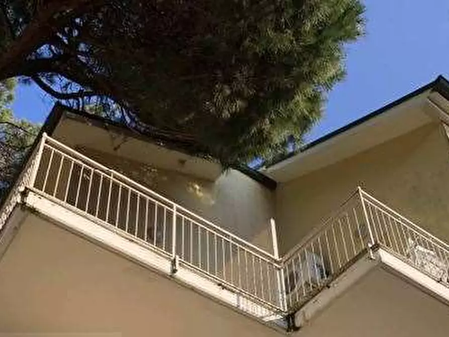 Immagine 3 di Stabile in vendita  in Via XIII Traversa a Cervia